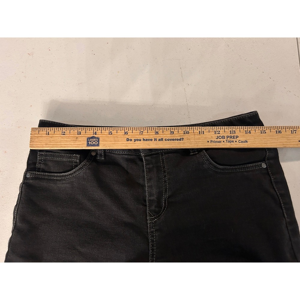 Black Stretch Denim Capri Pants Embellished Back Pockets Size 8 Stretchy - Picture 6 of 9